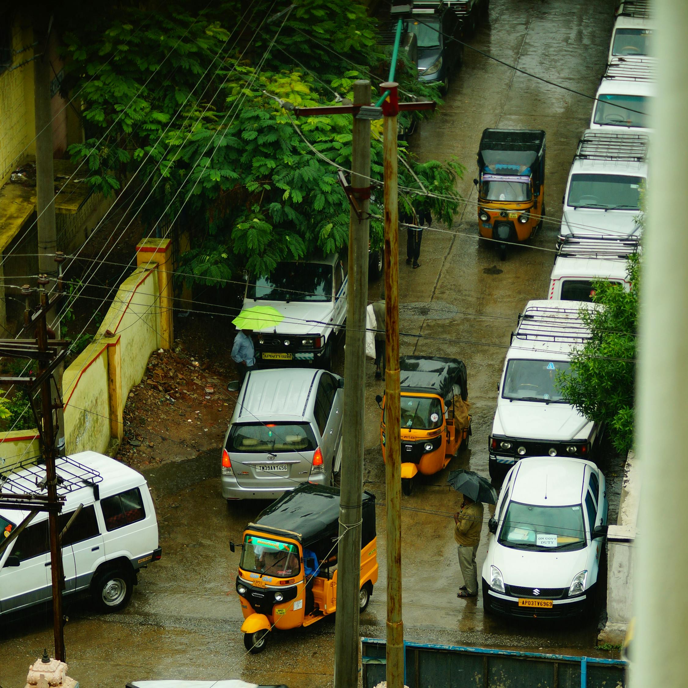 雨虹防水补漏公司总公司电话（雨虹防水公司电话多少）